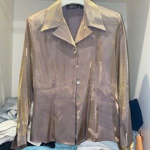 Blouse with shoulder pads